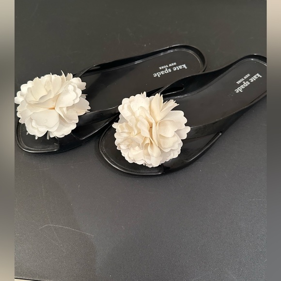 Women’s Kate Spade Jelly Thong with large fabric  flower Size 10B - Picture 2 of 7